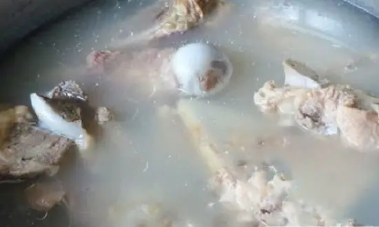 luộc xương ống