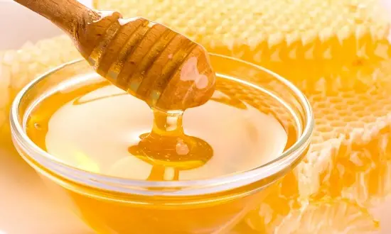 thêm một thìa mật ong