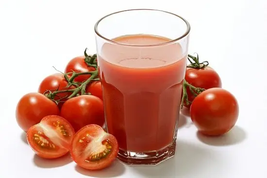 cách trị nhiệt miệng cà chua