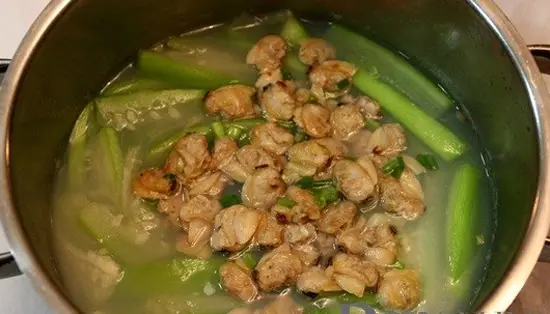 CANH BẦU NẤU NGAO- VỢ NẤU CHỒNG KHEN