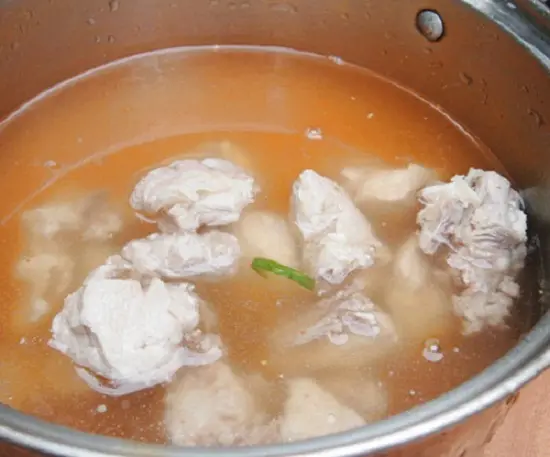 canh-cu-tu-nau-suon
