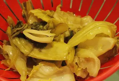 CANH DƯA CẢI CHUA THỊT BÒ