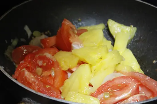 CANH GHẸ NẤU MĂNG CHUA CHÔ NGÀY HÈ DỊU MÁT
