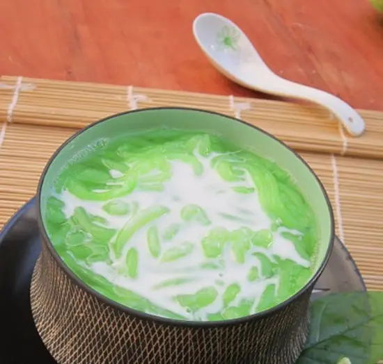 Chè bánh lọt đậu xanh