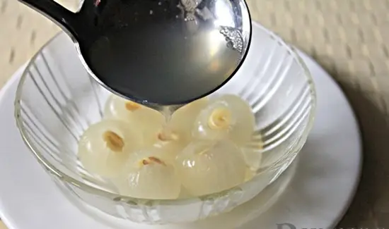 CHÈ SEN NHÃN GIẢI NHIỆT NGÀY HÈ