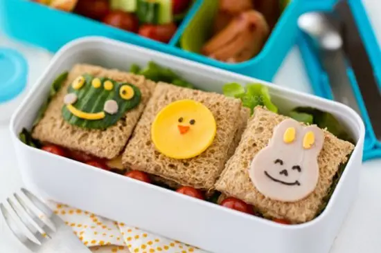 CƠM BENTO NGỘ NGHĨNH CHO BÉ ĂN NGON
