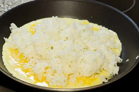 CƠM CHIÊN CÁ HỒI NGHĨ ĐÃ THẤY THÈM