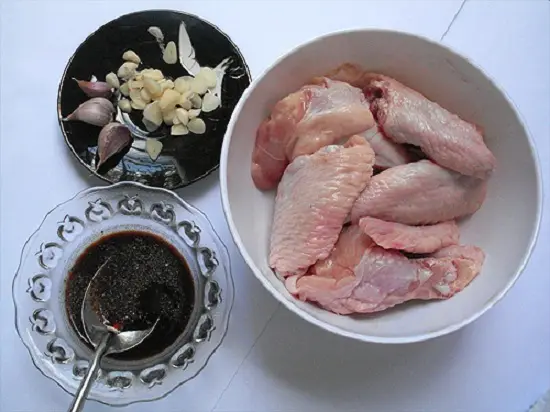 nguyên liệu làm cánh gà chiên mật ong
