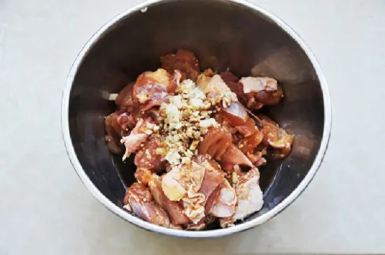 ướp thịt gà