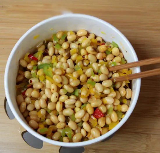 rau-xa-lach-tron-salad-dau-cho-bua-toi-nhe-nhang-va-thanh-dam-3
