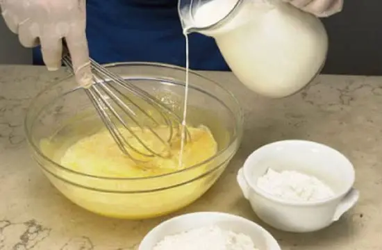 Công thức làm bánh kem sữa trứng crema fritta 3