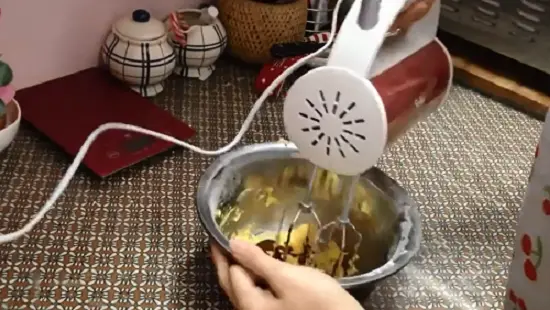 Bước 2 làm topping bánh Papparoti