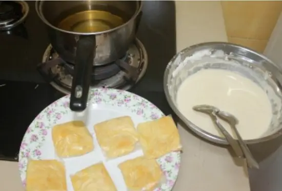 chuẩn bị làm bánh sầu riêng chiên