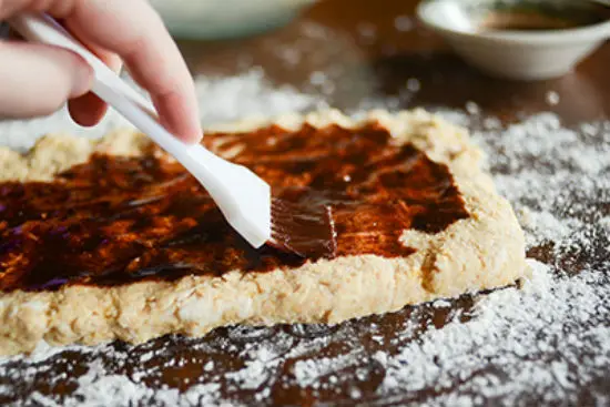 Công thức làm bánh scones cuộn hương quế 12