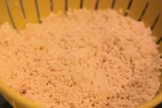 Gạo làm bánh ú tro