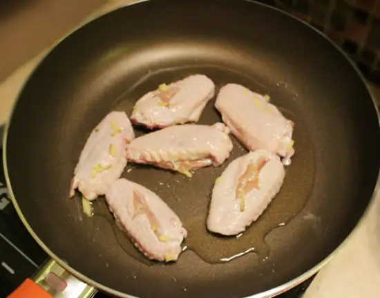 Công thức làm cánh gà om coca ngon độc lạ 3