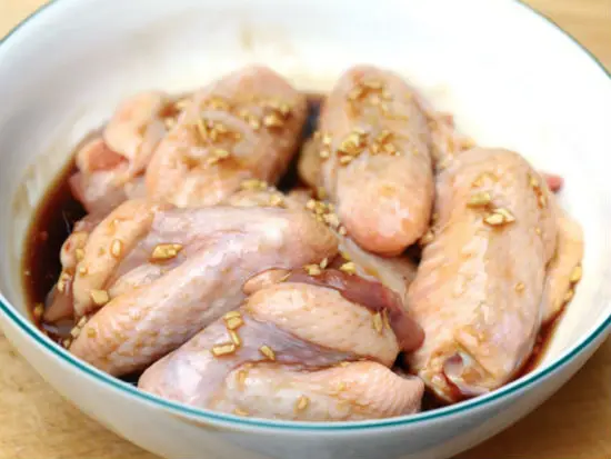 Công thức làm cánh gà om coca ngon độc lạ 2