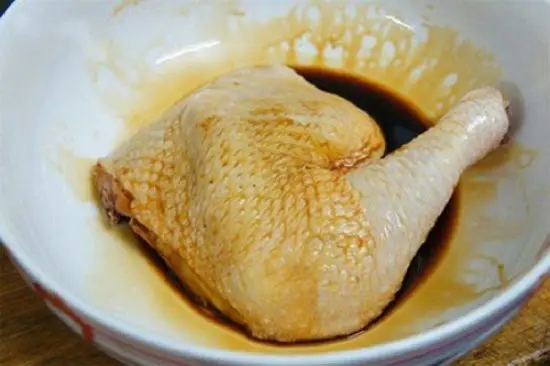 Công thức làm gà nướng mè không cần lò nướng 4