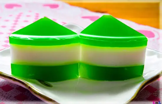cach-lam-thach-rau-cau-hai-mau-10