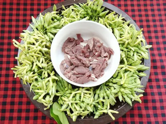 Nguyên liệu nấu món thiên lý xào thịt bò