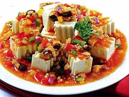 Đậu phụ sốt rau củ – món chay ngon cho ngày mới