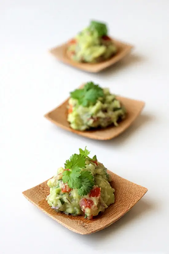 món salad bơ từ Mexico ngon tuyệt