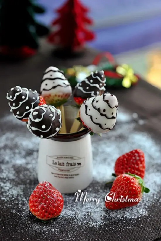 dâu tây chocolate cho giáng sinh