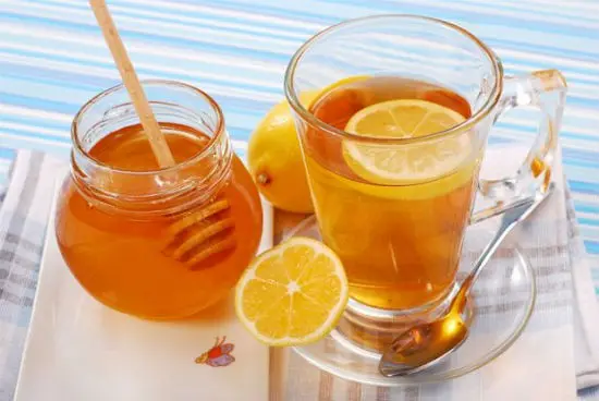 Hai công thức pha nước chanh – mật ong đơn giản