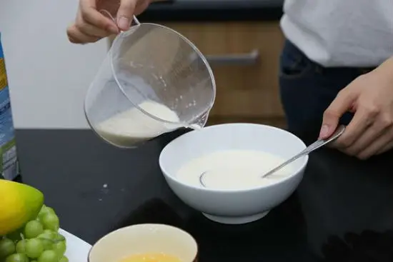 Cách làm bánh flan bằng lò nướng -3