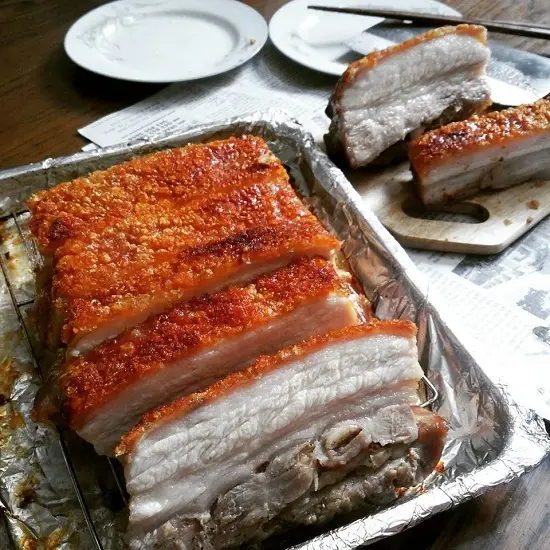 cách làm thịt heo quay bằng lò nướng 2