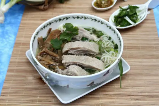 Hướng dẫn bạn cách làm món vịt nấu măng khô