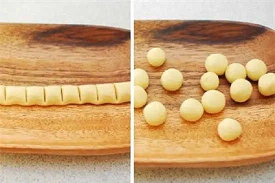 nặn bánh theo hình bạn thích