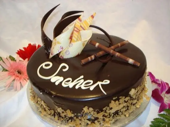 bánh gato kem chocolate