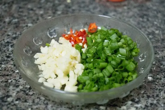 cà tím sốt tôm khô sơ chế 2