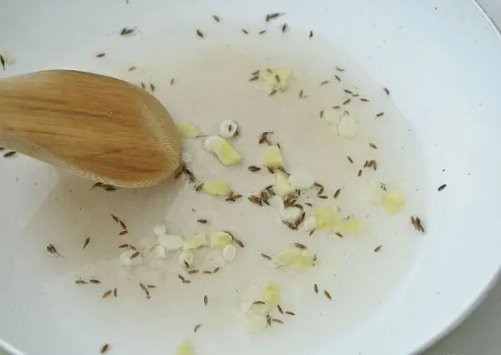 đảo đều các nguyên liệu