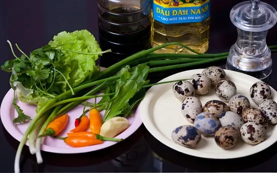 Nguyên liệu làm món trứng cút chua ngọt