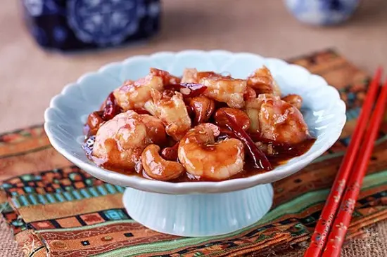 Hướng dẫn cách làm tôm xào chua ngọt ngon cơm