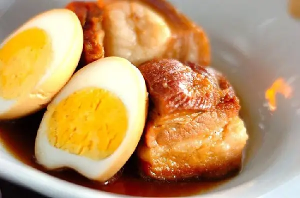 Hướng dẫn cách nấu thịt kho tàu ngon cho gia đình Việt