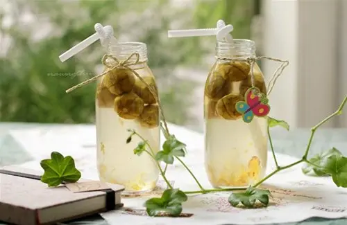 Hướng dẫn cách ngâm sấu ngon, giòn, không nổi váng