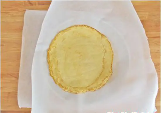 che-bien-banh-crepe-pho-mai-2