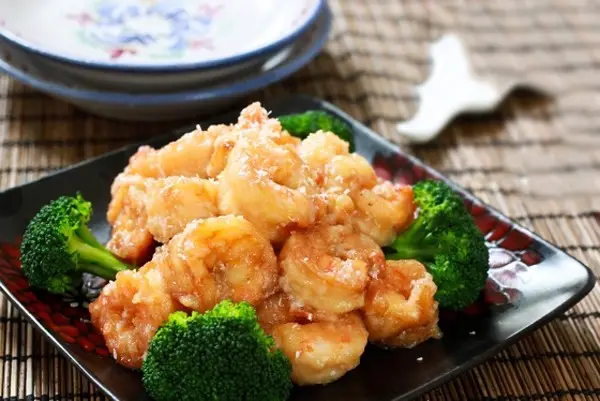 tôm chiên nước cốt dừa