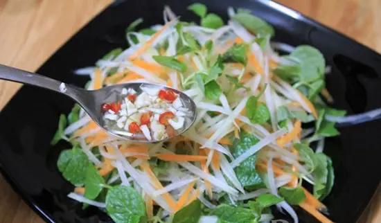 NỘM BÒ KHÔ MÓN ĂN CHỜ NGAY NẮNG LÊN