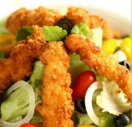 doi-gio-voi-salad-ga-chien-moi-la-doc-dao-8