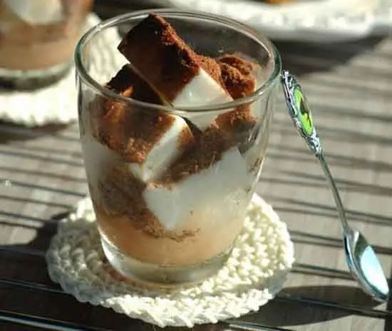 Hướng dẫn làm sữa chua dẻo cacao