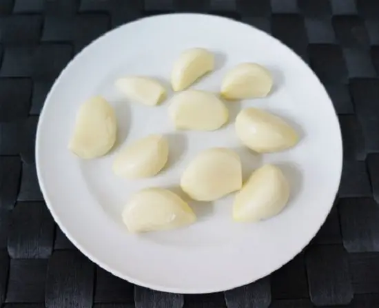 tỏi bóc vỏ