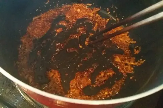 KHÉO TAY LÀM MỲ GÀ XỨ QUẢNG