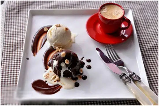 Làm bánh brownie kem socola không khó 7