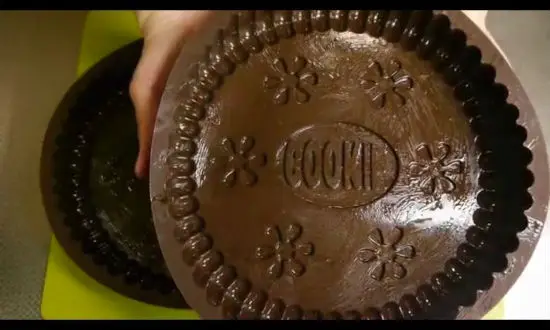 Làm bánh oreo khổng lồ không khó 2