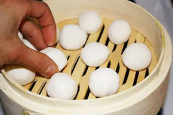 lam-banh-troi-nhat-ban-azuki-dango-khong-kho-5