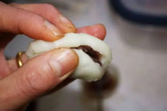 lam-banh-troi-nhat-ban-azuki-dango-khong-kho-8
